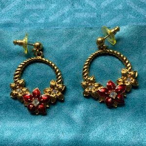 Vintage Avon wreath earrings